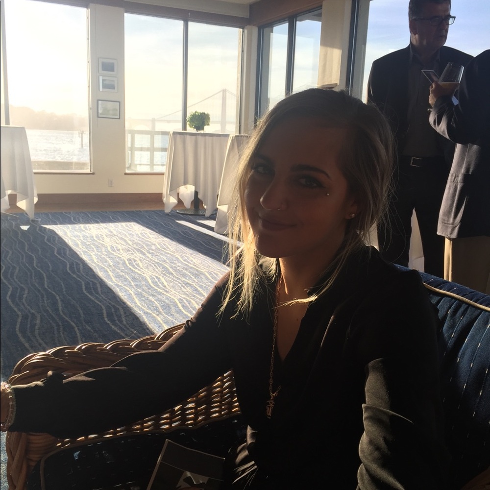 Meet your Posher, Kimia